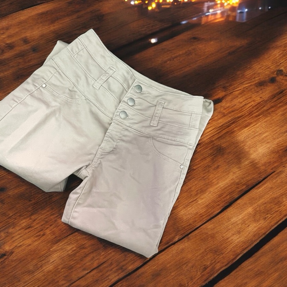 Pale Pink Three Button Jeans * Tinseltown * Size‎ 0 - Picture 9 of 14